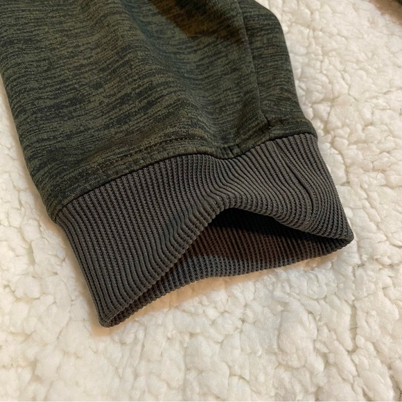 Under Armour Hoodie Mens Large Dark green excellent condition - Picture 9 of 9